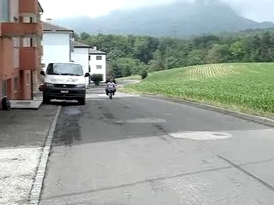 Maho fait de la moto...