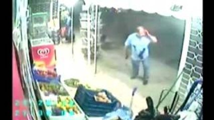 Store Owner Shoots Knife Attacker (Video)