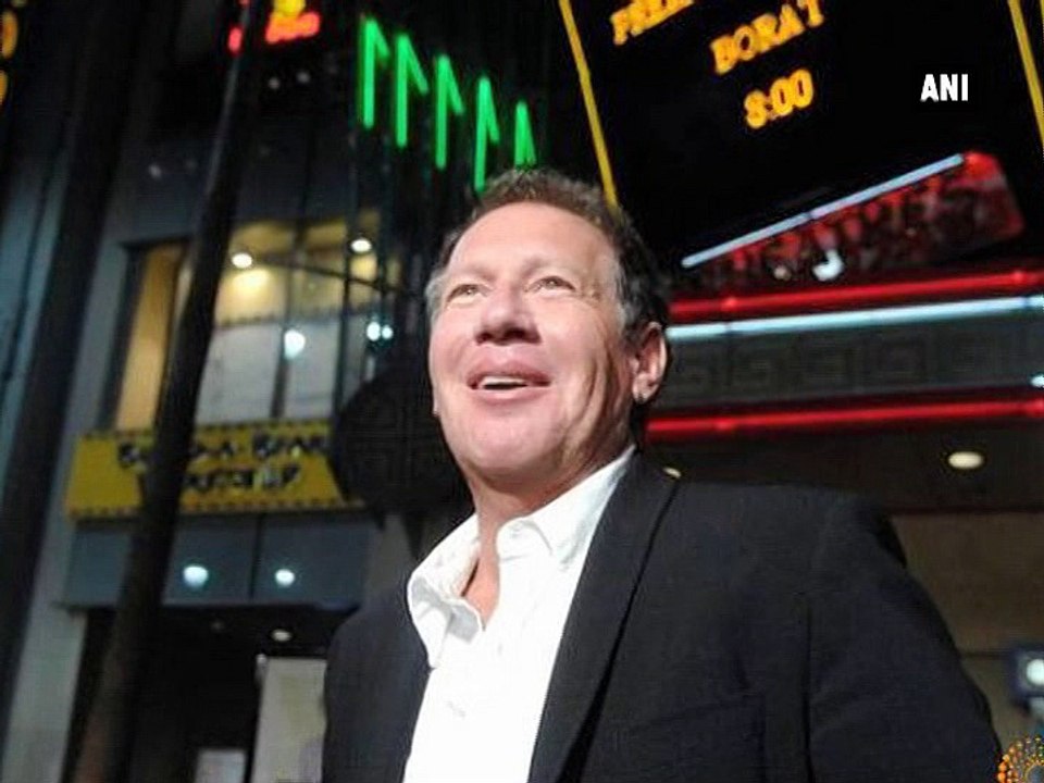 Comedian Garry Shandling passes away at 66