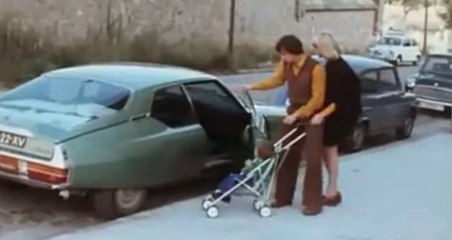Johan Cruyff au volant de sa Citroën SM dans les rues de Barcelone