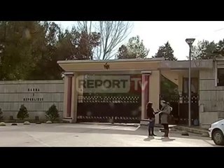 Report TV - Garda pa këpucë, ministria porosit 1500 palë në Berat