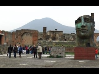 Pompei (NA) - Riapre il quartiere della Regio VIII (24.03.16)