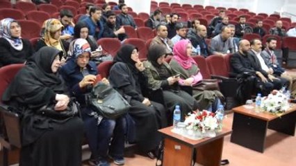 Yetim Gülerse Dünya Güler' Konulu Konferans