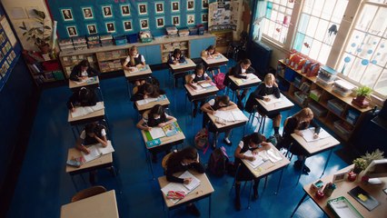 La reine des jeux - Bande-annonce VF / Trailer [HD, 720p]