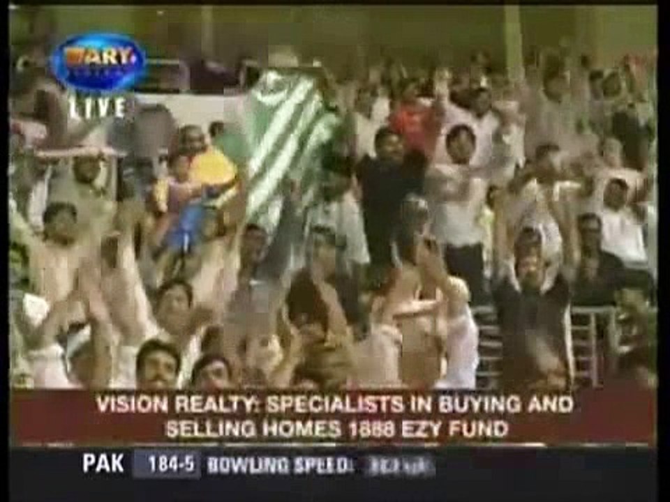 Shahid Afridi 6 Sixes in over - Video.flv