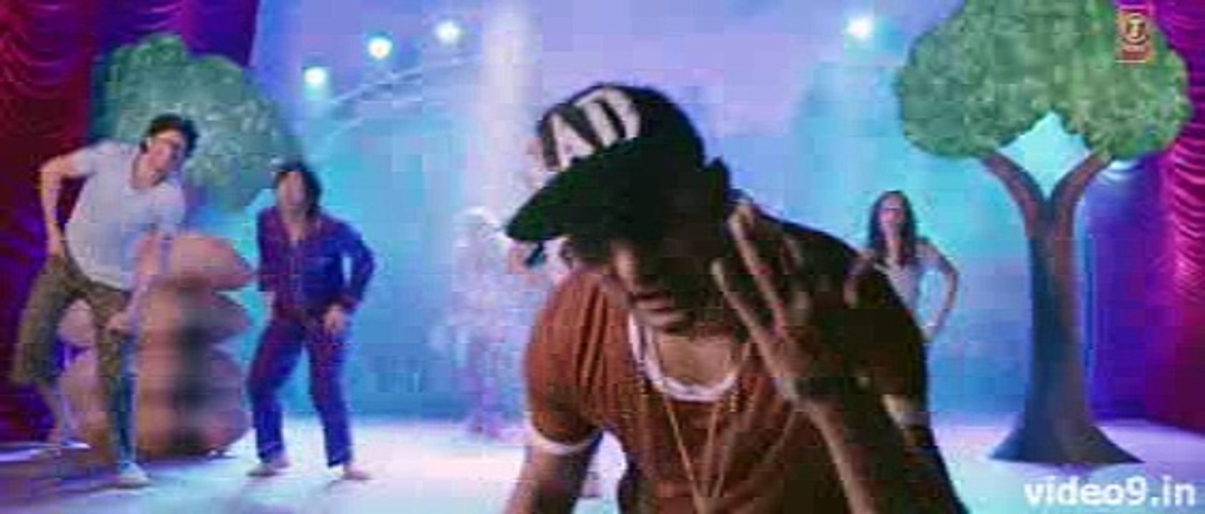 AAO CHALO HO PAJAMMA PARTY DISSCO SONG BY HONNEY SING BY YARRIAN