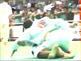 Ricardo De La Riva - Brazilian Jiu Jitsu tecniques 42