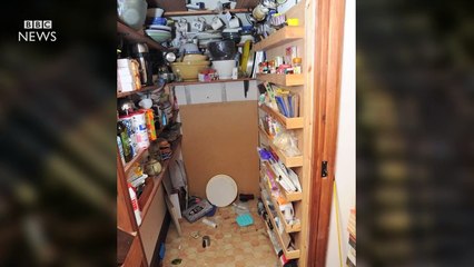 Biggest UK weapons stash revealed - BBC News