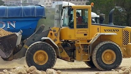 Volvo L120E F Series wheel loader AND DUMP TRUCK
