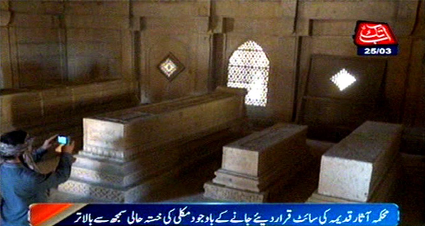 Makli in deteriorated condition