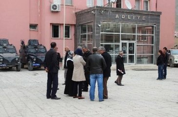 Hakkari Belediye Eş Başkanlarına 10'ar Yıl Hapis