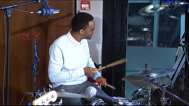 Lisa Simone reprend Work Song de Nina Simone