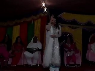 New Desi Girls Dance Mujra 2015 Hd PAKISTANI MUJRA DANCE Mujra Videos 2016 Latest Mujra video upcoming hot punjabi mujra latest songs HD video songs new songs