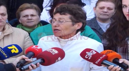 Shkodër, reforma në spitale, të larguarit protestojnë: Po na zëvendësojnë- Ora News