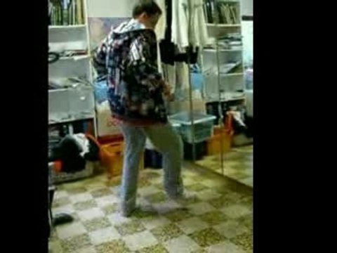 crip walk dancing oli