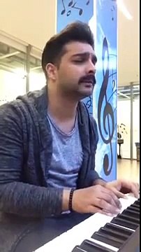 Soldu gencligim omrumu askla ziyan ettim