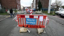 Erquelinnes (Belgique): la commune a installé des plots en béton pour fermer sa frontière avec la France