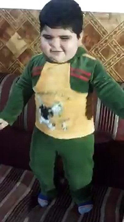 Small Kid's Beaultiful Dancing, Must Watch