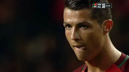 Cristiano Ronaldo Amazing Free-Kick - Portugal vs Bulgaria