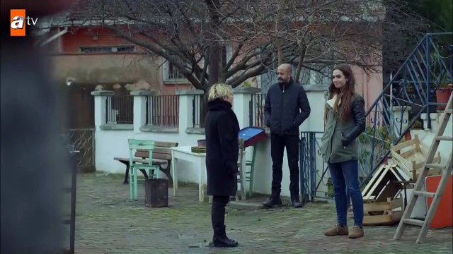 Esra annesiyle karşı karşıya! - Evli ve Öfkeli 14. Bölüm - atv