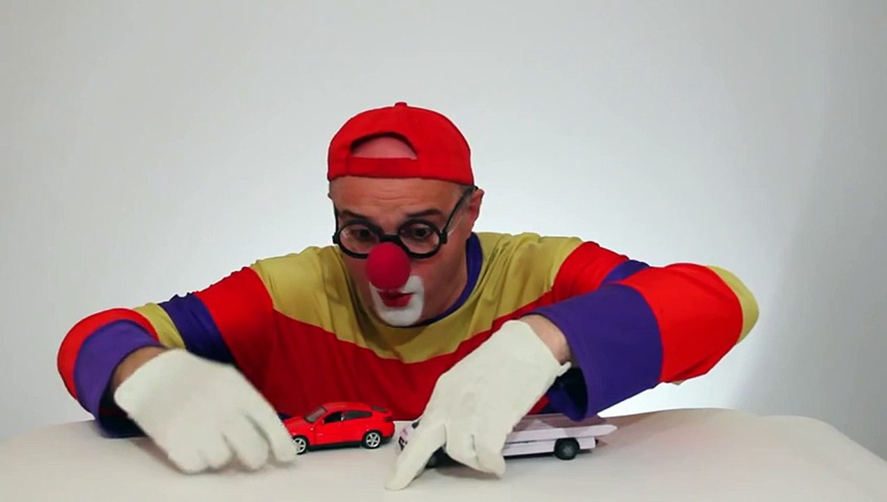 Çocuklar için eğlenceli film - Palyaço ve araba Çizgi Film izle - Animasyon HD izle 2015 Full 187