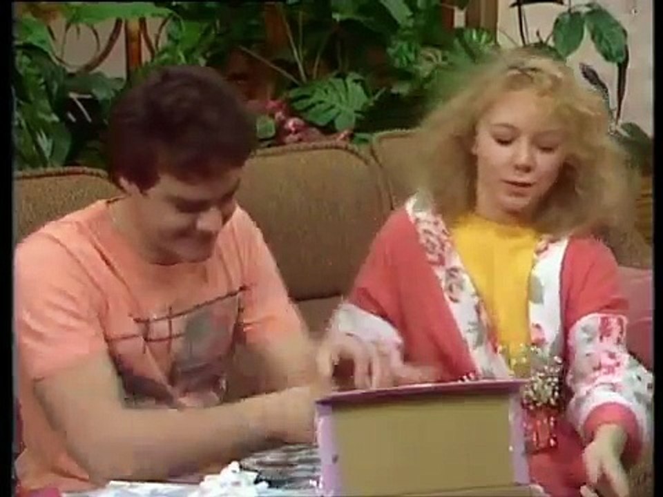 Neighbours ( 1985 ) E134