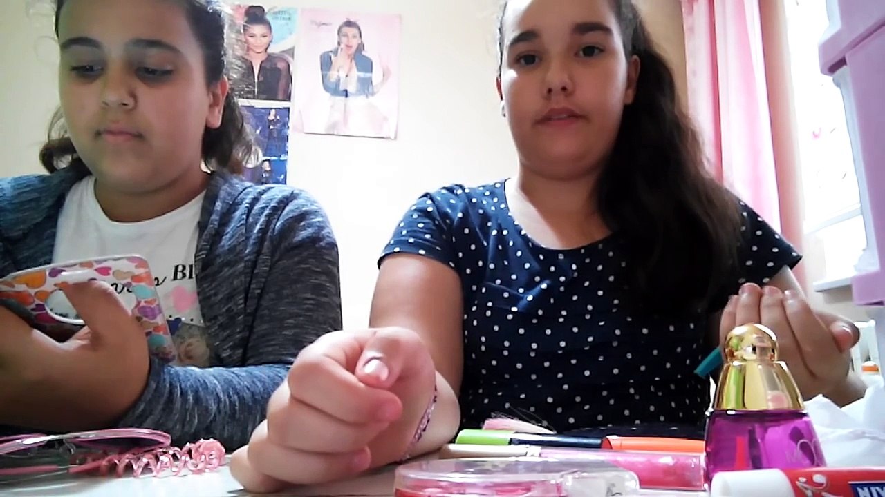 1 dakikada makyaj yapmak