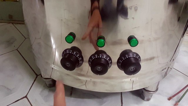 Nồi luộc giò bằng điện tốt nhất hiện nay