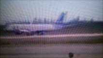 jetBlue Airways Embraer 190 Landing without nose wheel in Nassau
