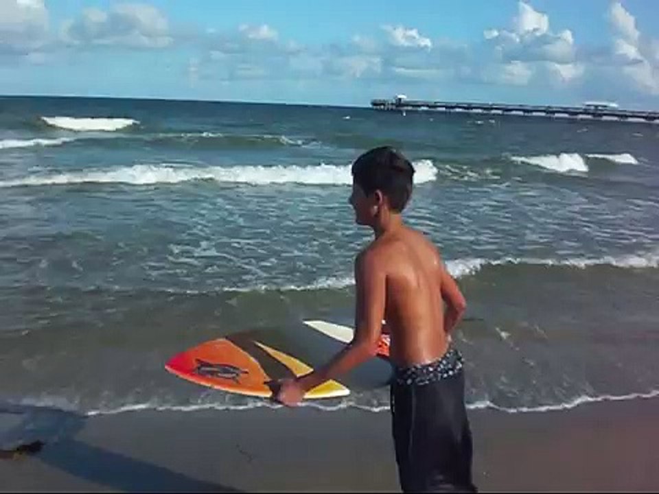 skimboarding-lauderdale by the sea, florida