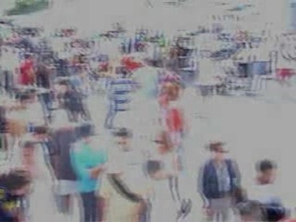 roue2ouf     stuntbikes  show2003