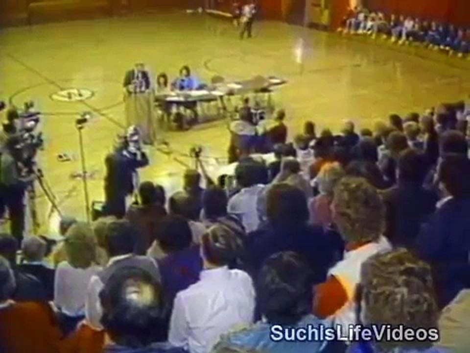 1982 - 1992 News Clips On HIVAIDS (The First Ten Years) 13