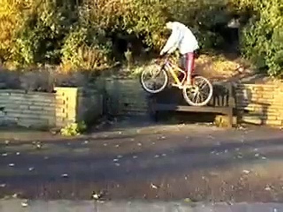 4 Idiots Spodie