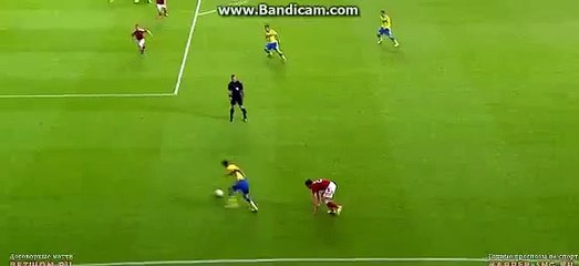 Ibrahimovic Epic Miss goal in Denmark vs Sweden 28-5-2014