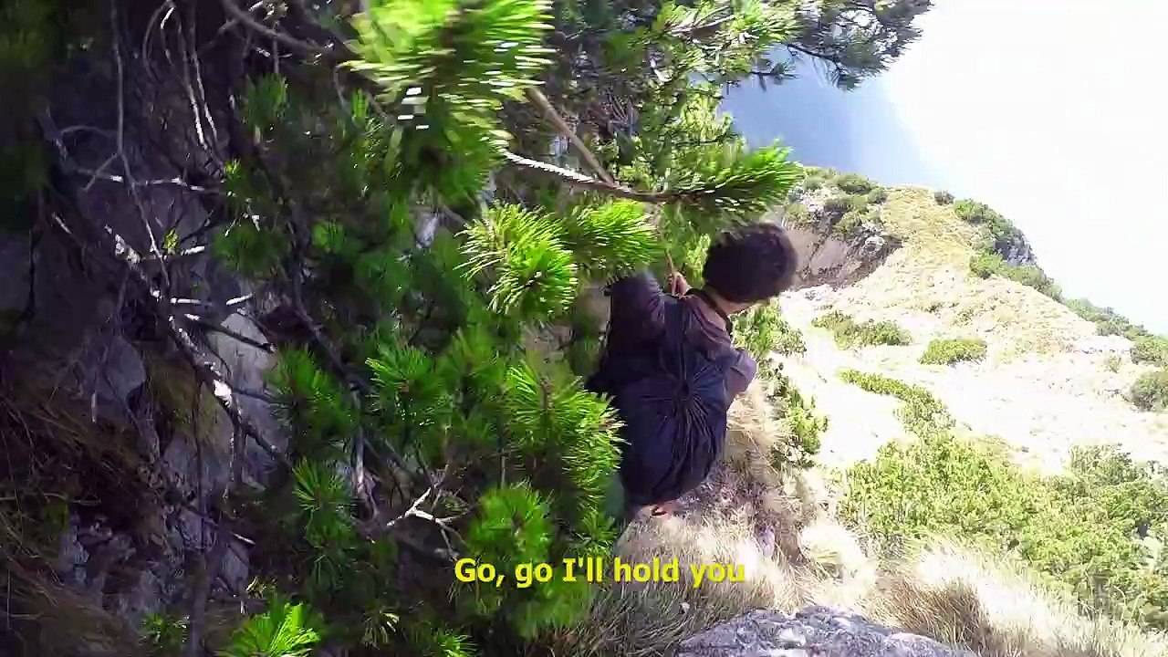 Uli Emanuele Wingsuits Down Italy Mountainside