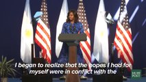 Michelle Obama dio un discurso para inspirar a las jóvenes mujeres en Argentina