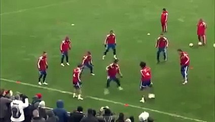 Bayern Munich Amazing Tiki Taka Training - Speed, Accuracy