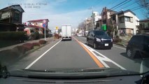 Policier motard renversé par un camion  qui est coupable  CHOC