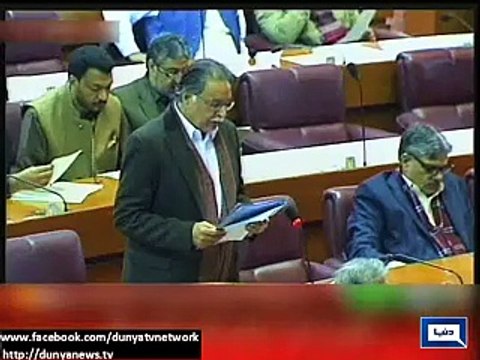 21st amendment bill & Army act laid in NA. Report by Shakir Solangi, Dunya News.