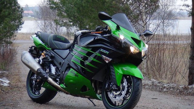 KAWASAKI ZZR 1400 Not only the fastest, most powerful motorcycle you can buy, but happens to be an extremely capable