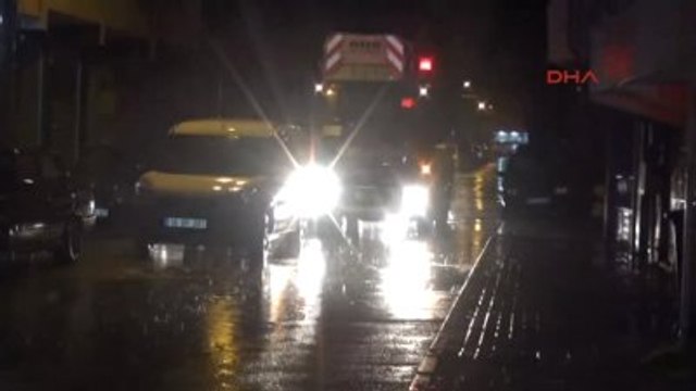 Bursa Uyuşturucu Kullandıktan Sonra Eşi ve Kızını Rehin Aldı, Polis İkna Etti