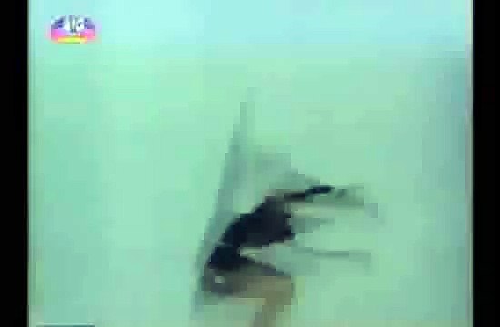 A SEGUIR CENAS DOS PROXIMOS CAPITULOS Plumas e Paetés