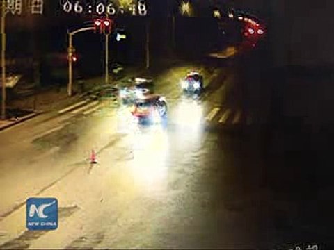 Car runs with two tyres drunk driving man detained 2016