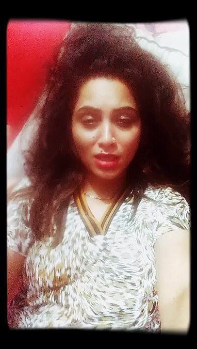 Exclusive Message of Arshi Khan for Shahid Afridi after Loss Against Australia