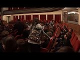 Video Los niños disfrutan de 'Los viajes de Mendelssohn' en el Teatro Pérez Galdós