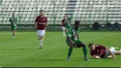 Το δοκάρι της ΑΕΛ με τον Αγροτικό