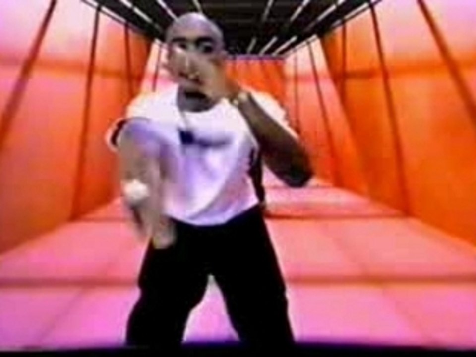 2pac_-_hit`em_up_(uncensored)