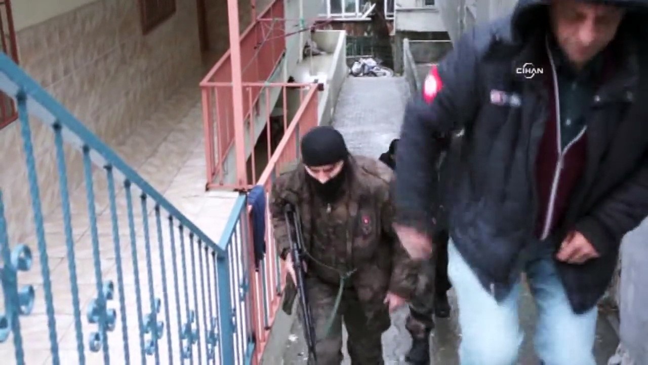 Küçükçekmece’de polis operasyonu