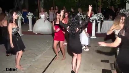 oyunun hakkını veren kızlarrr