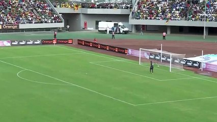 Le but incroyable de Hlompho Kekana lors de Cameroun vs Afrique du Sud